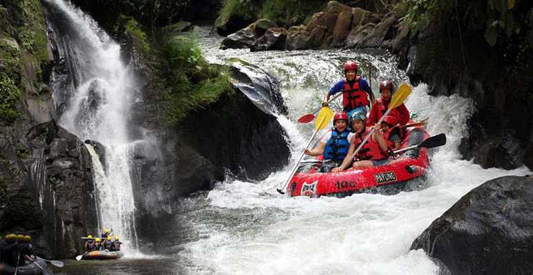 Ayung river rafting in Bali